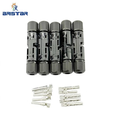 Đầu nối IP67 cho tấm pin mặt trời